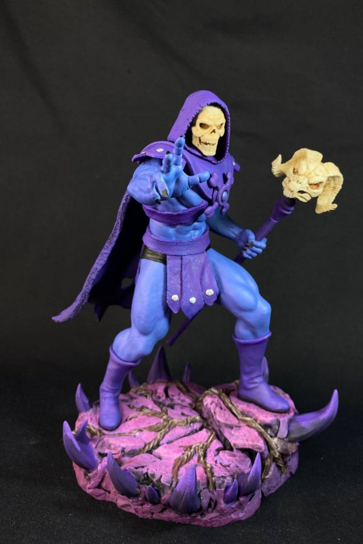 Skeletor Statue