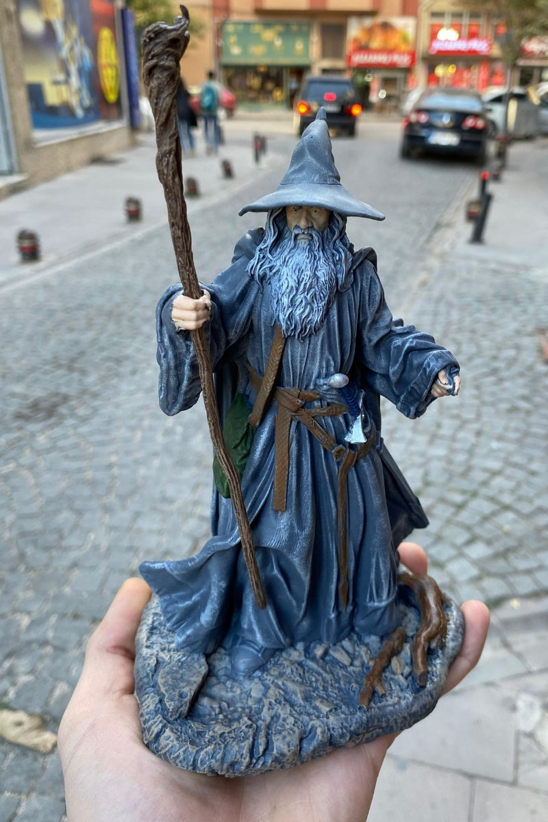 Grey Wizard Statue – Fantasy Wizard Collectible Figure