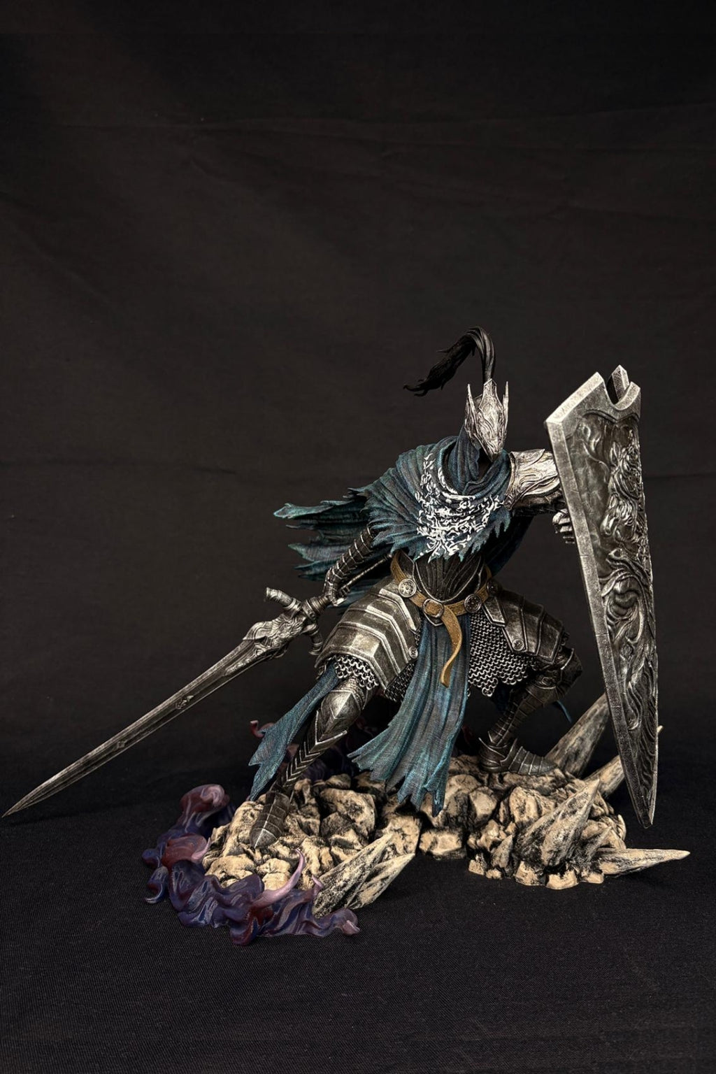 Abyss Walker V2 Knight Statue – Souls Inspired Collectible Figure