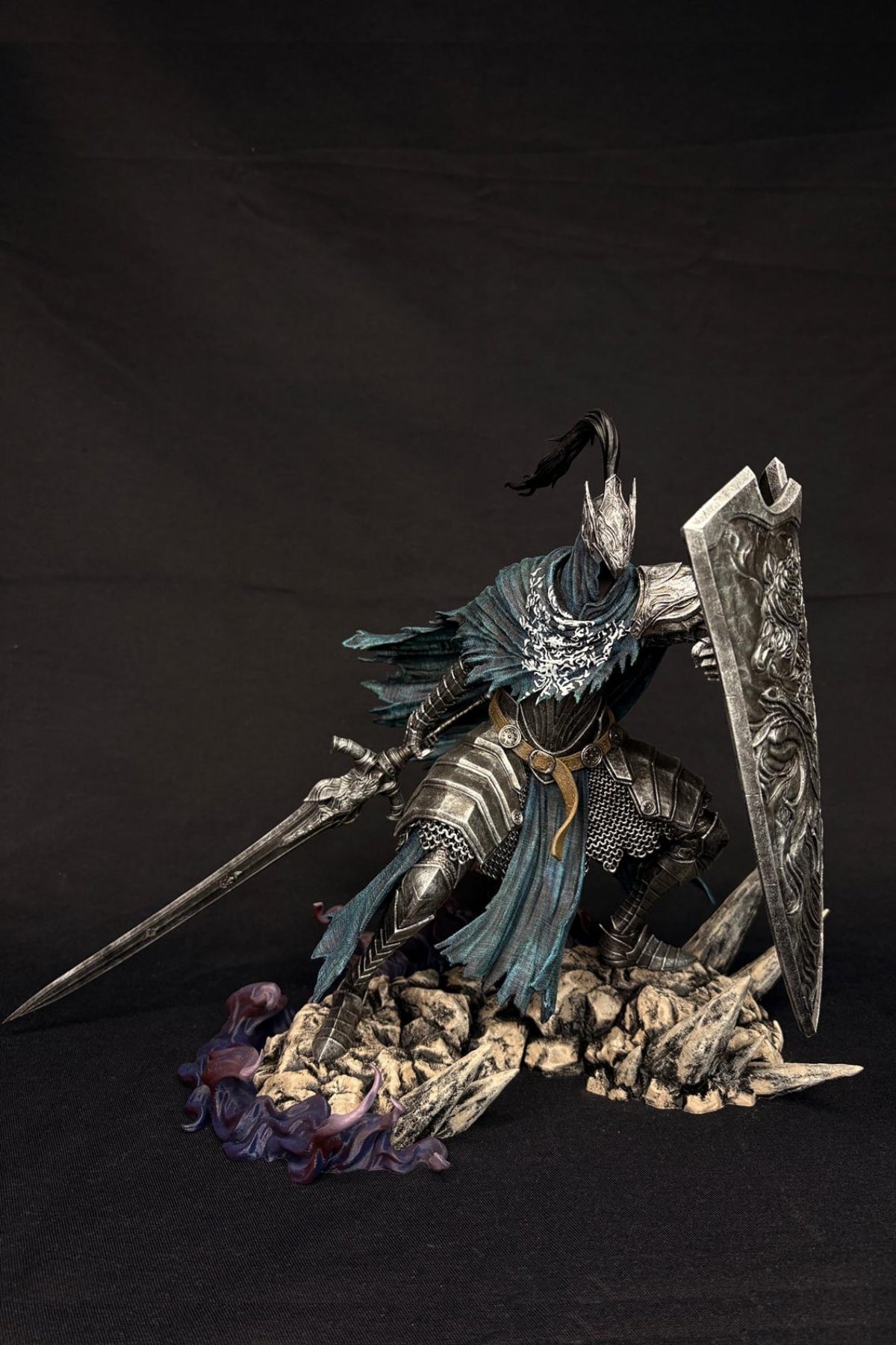 Abyss Walker V2 Knight Statue – Souls Inspired Collectible Figure