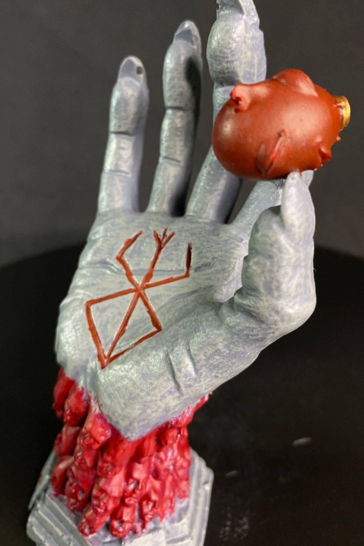 Cursed Hand Artifact – Dark Fantasy Resin Collectible