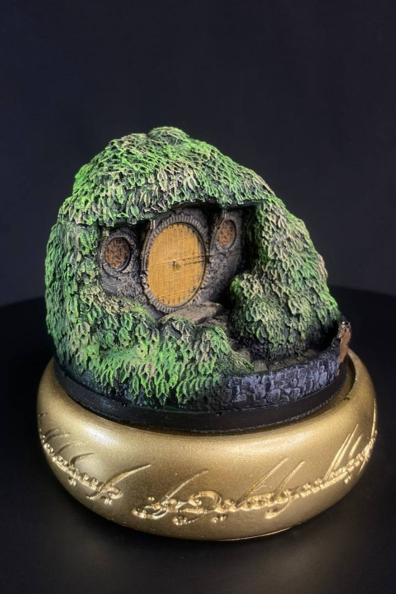 Hobbit House Statue – Fantasy Shire Style Collectible