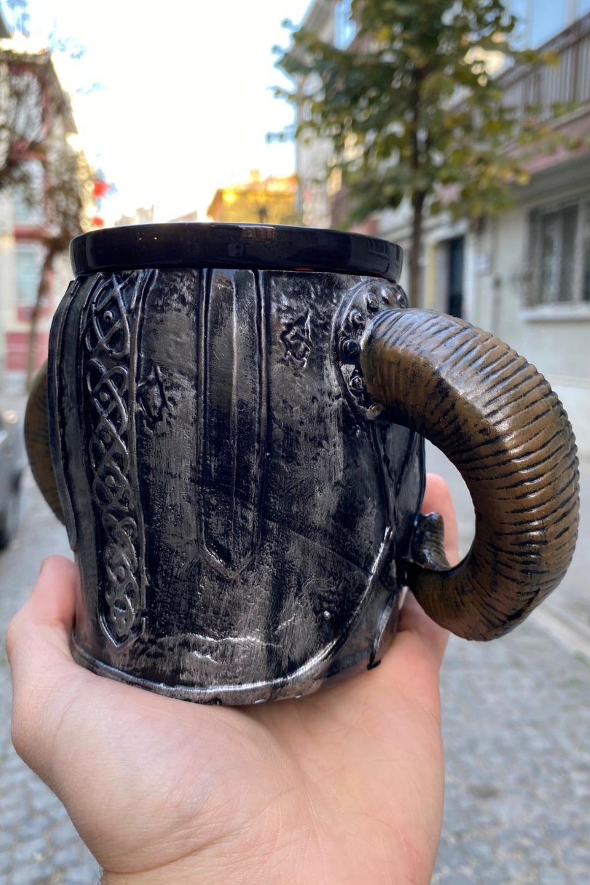 Skull Horned Mug – Dark Fantasy Collectible Cup