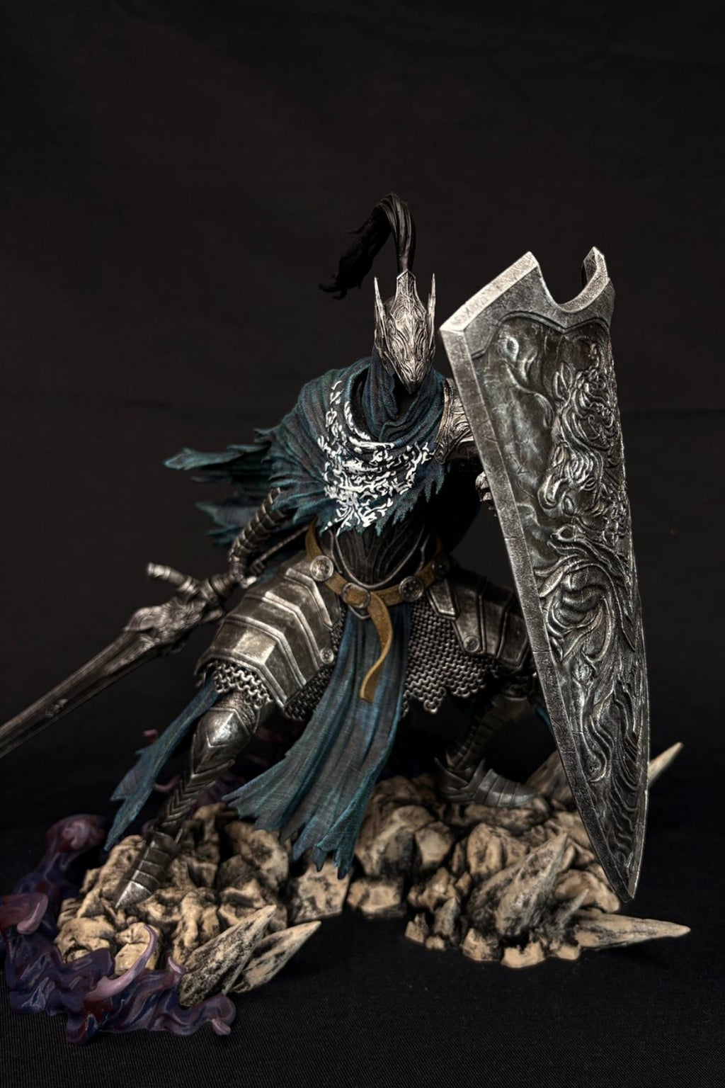 Abyss Walker V2 Knight Statue – Souls Inspired Collectible Figure