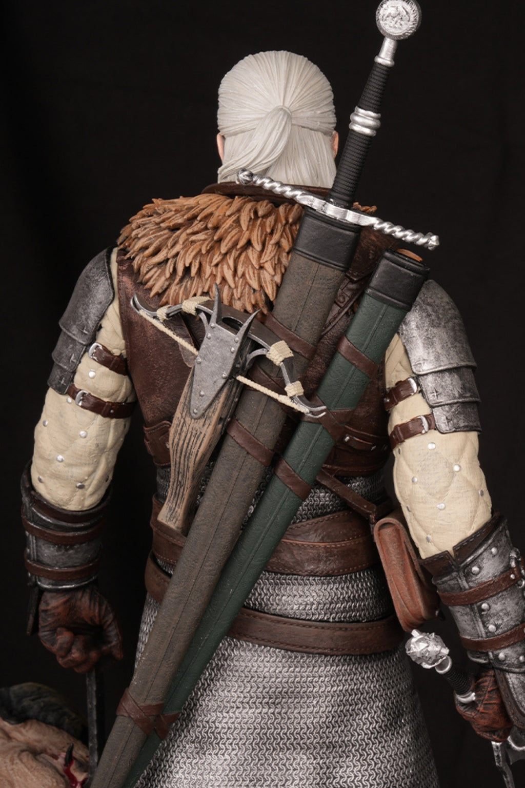 Monster Hunter Statue