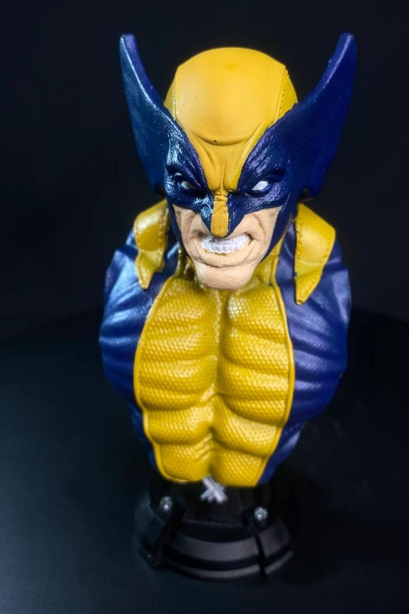 Clawed Mutant Hero Bust Statue – Comic Collector Figure