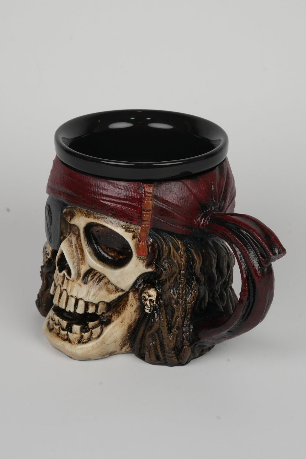Pirate Skull Mug – Dark Fantasy Collectible Cup