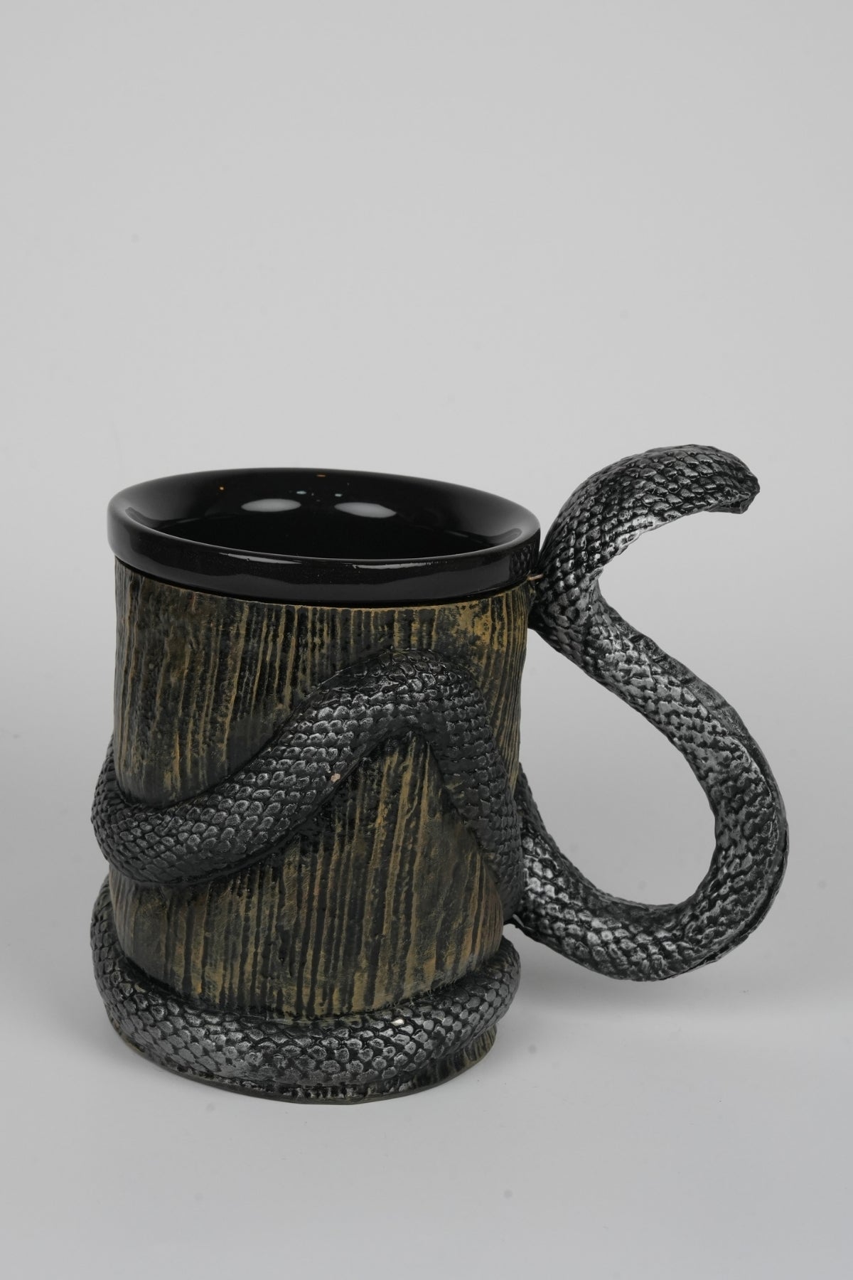 Snake Wrap Mug – Dark Fantasy Serpent Collectible Cup