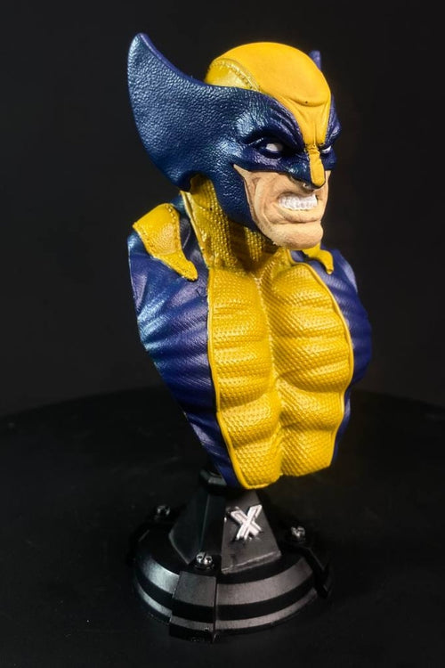 Clawed Mutant Hero Bust Statue – Comic Collector Figure
