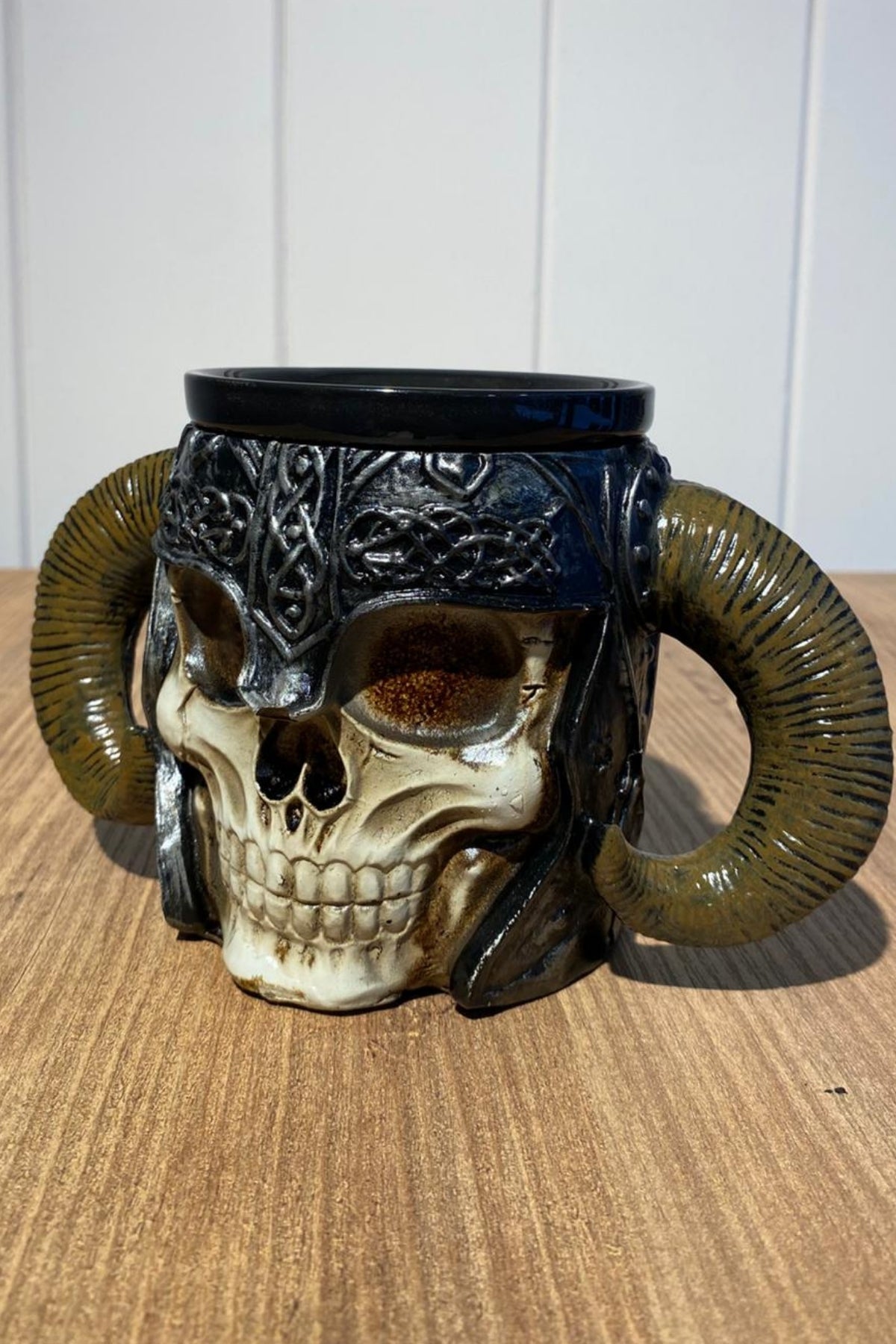 Skull Horned Mug – Dark Fantasy Collectible Cup