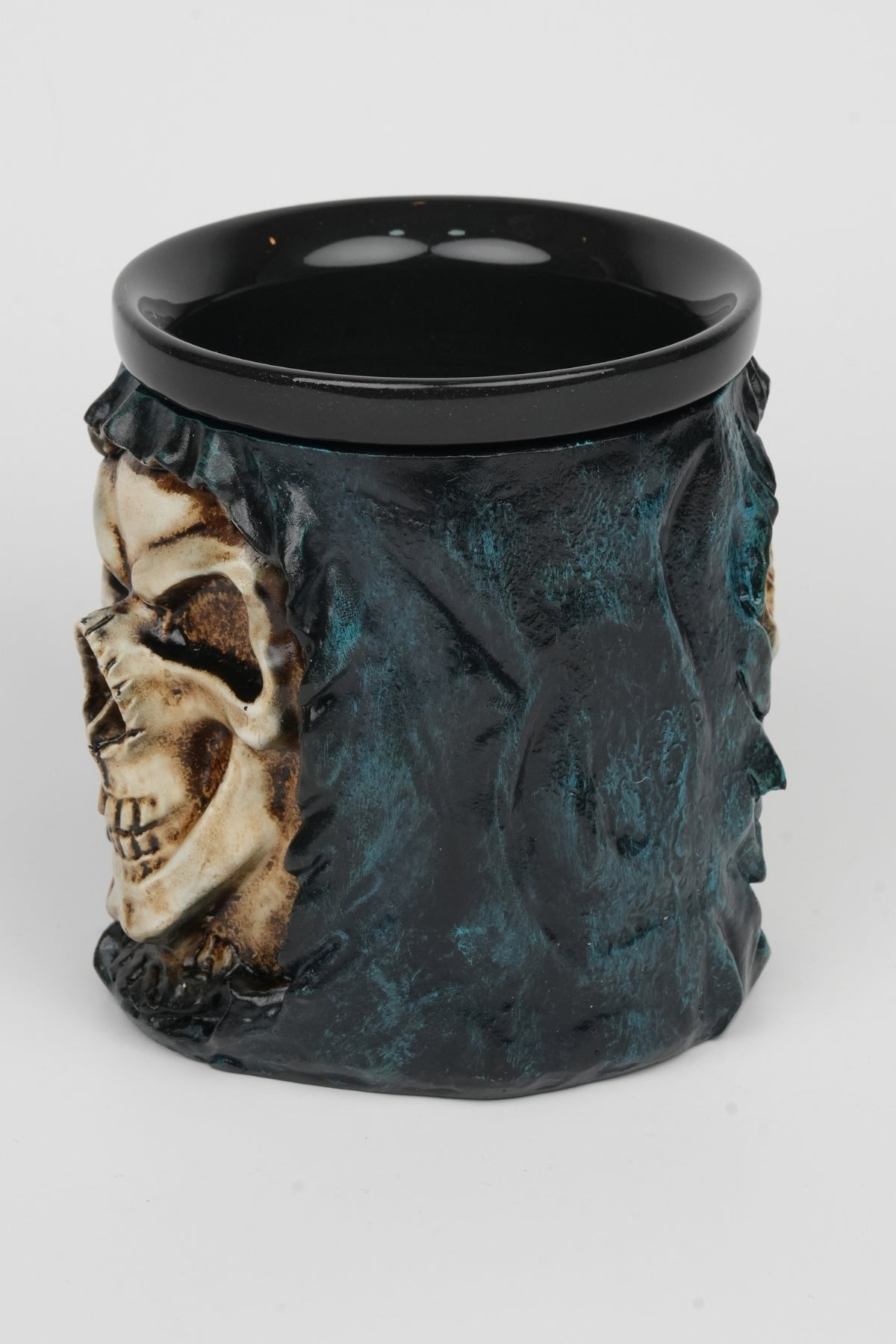 Reaper Skull Mug – Dark Fantasy Collectible Cup