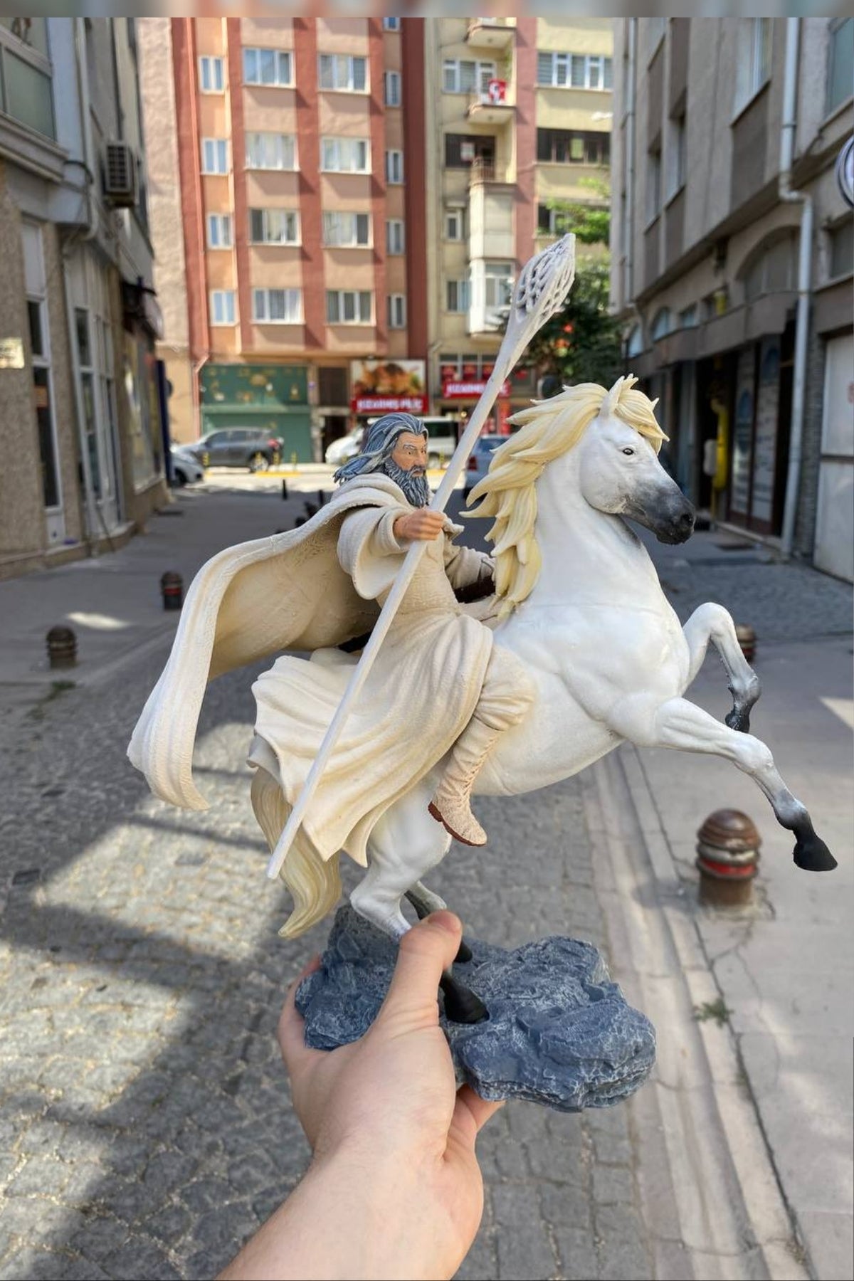White Wizard With Horse Statue, Fan Art Statue