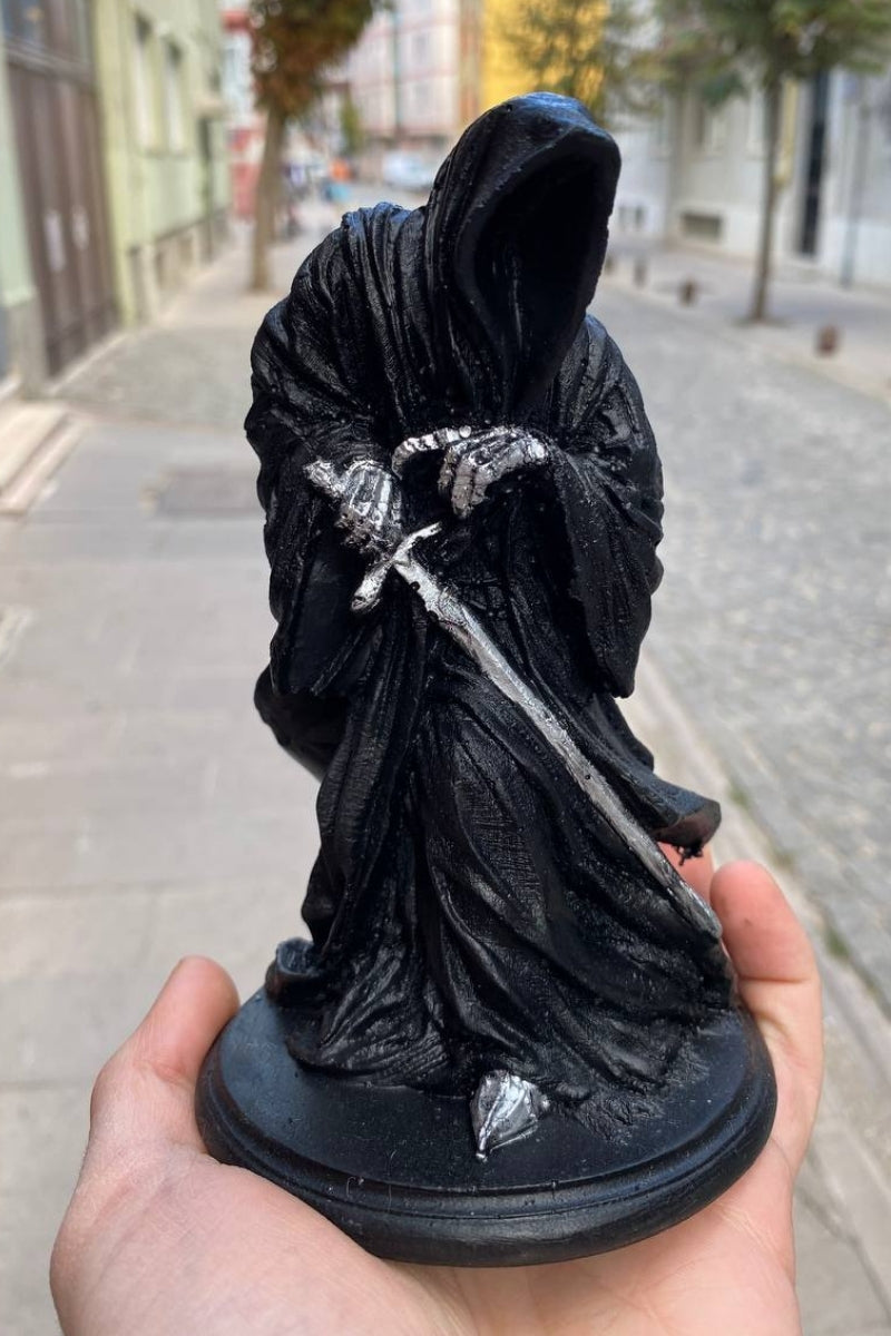 Black Riders, Ringwraith Statue