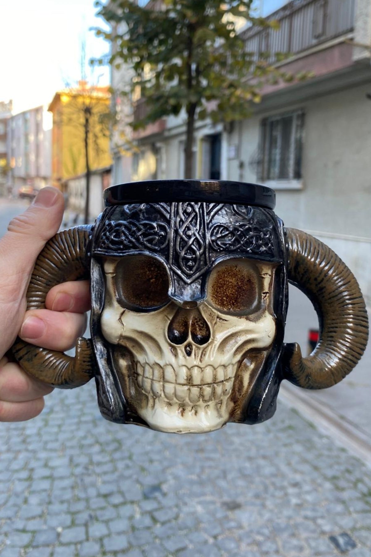 Skull Horned Mug – Dark Fantasy Collectible Cup
