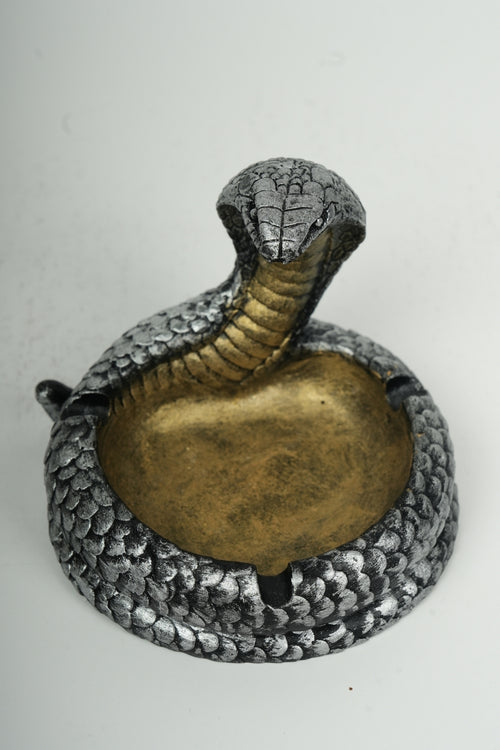 Cobra Ashtray – Decorative Polyester Design