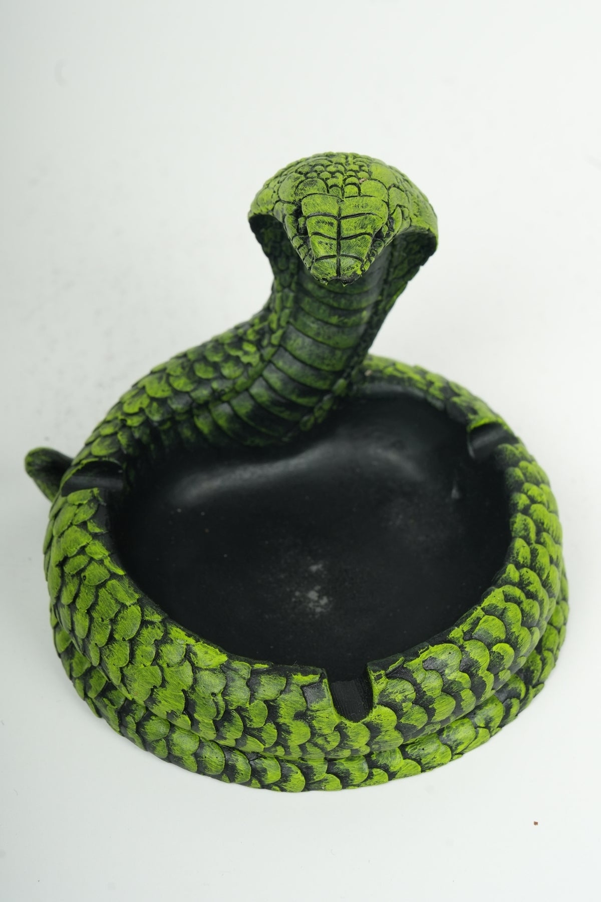 Cobra Ashtray Green  – Decorative Polyester Design