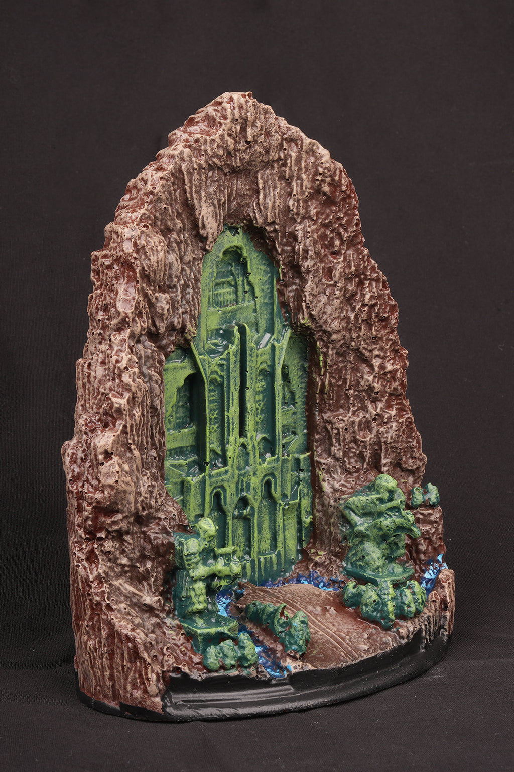 Lonely Mountain Statue-Ancient Fantasy Gate Diorama Statue